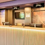 Hotel Frankfurt Airport *