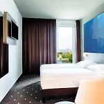 Hotel Frankfurt Airport *
