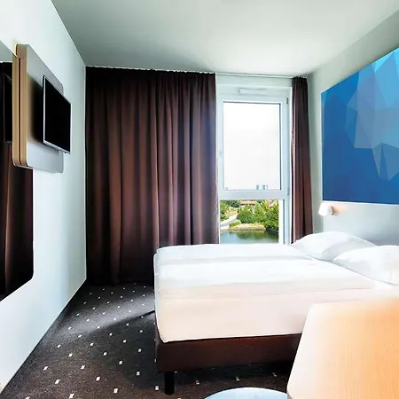 Hotel Frankfurt Airport *