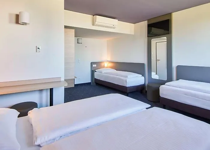 Frankfurt Airport * Oberwesel